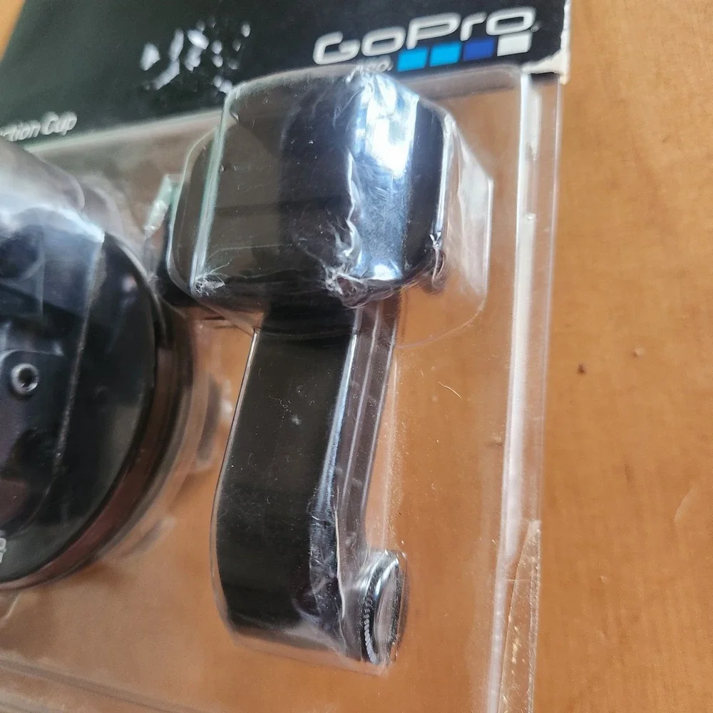 GoPro Suction Cup Mount Black AUCMT-302 GoPro Official *SEALED*